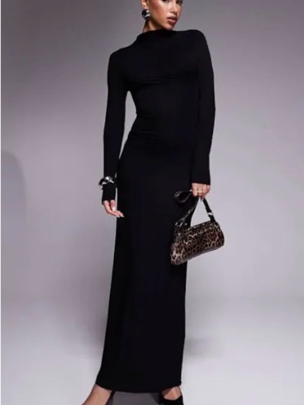 H&M Black Long-Sleeve Maxi Dress - Sleek Evening Gown
